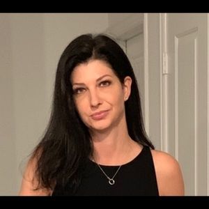 Meet your Posher, Cara m.